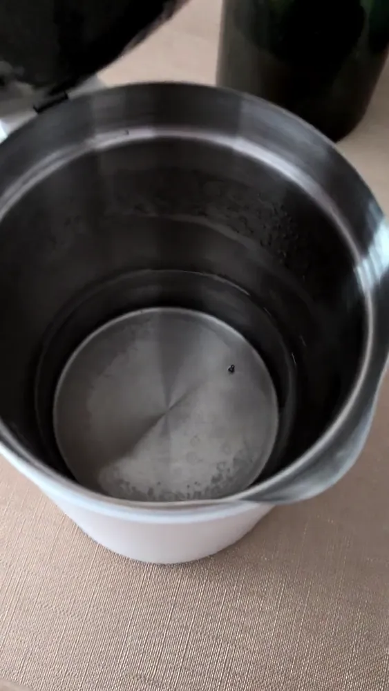 Bouilloire connectée Xiaomi Mi Smart Kettle Pro (MJHWSH02YM), vidéo 1 filmée par Marwane